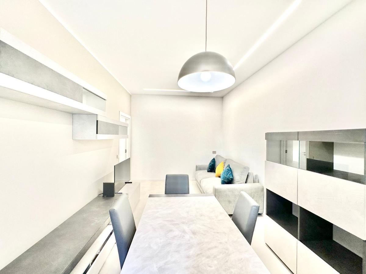 Be-C0 Centrale Luxury & Family Apt Milaan Buitenkant foto