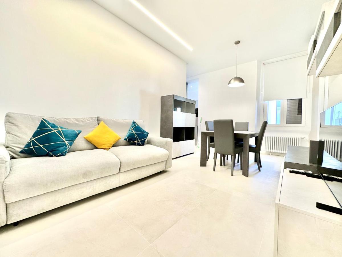Be-C0 Centrale Luxury & Family Apt Milaan Buitenkant foto