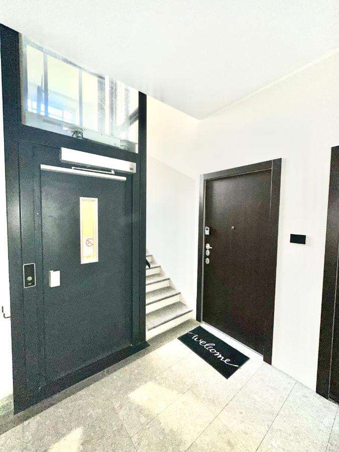 Be-C0 Centrale Luxury & Family Apt Milaan Buitenkant foto